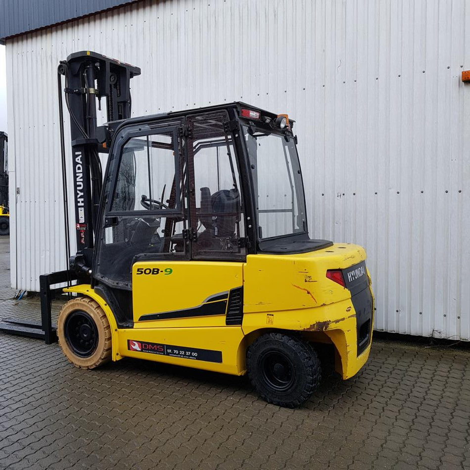 Hyundai 50B-9